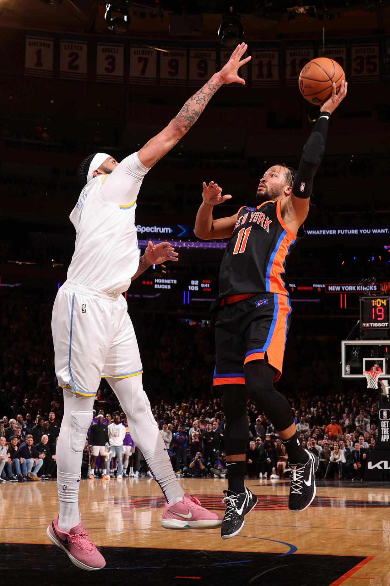 关于独行侠鏖战热火,阿德巴约三分雨点燃全场的信息 关于独行侠鏖战热火,阿德巴约三分雨点燃全场的信息